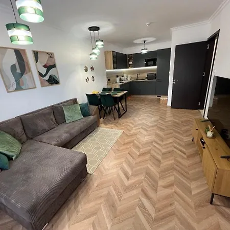 Apartament Etara 4, - Modern Seaside Elegance