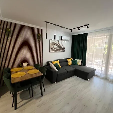 Etara 4, - Modern Seaside Elegance Apartament