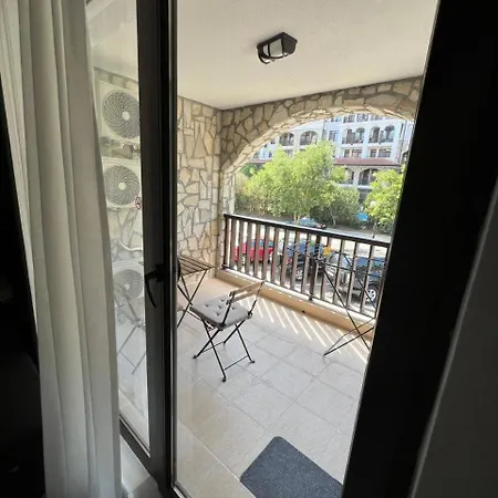Etara 4, - Modern Seaside Elegance Apartment